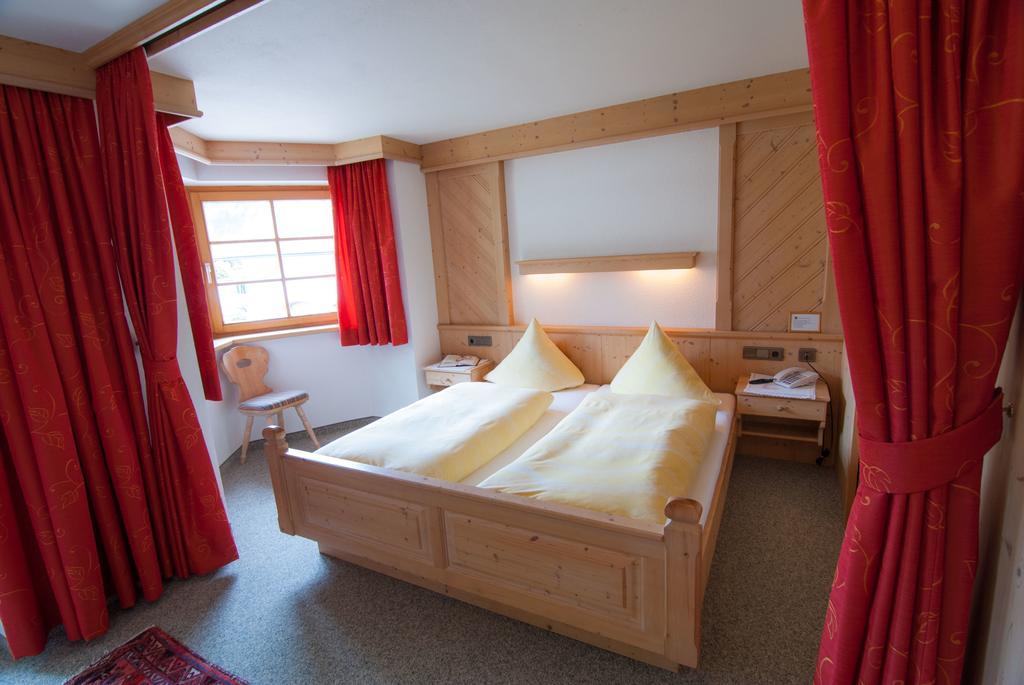 Appartement Pension Strolz Bichlbach Szoba fotó